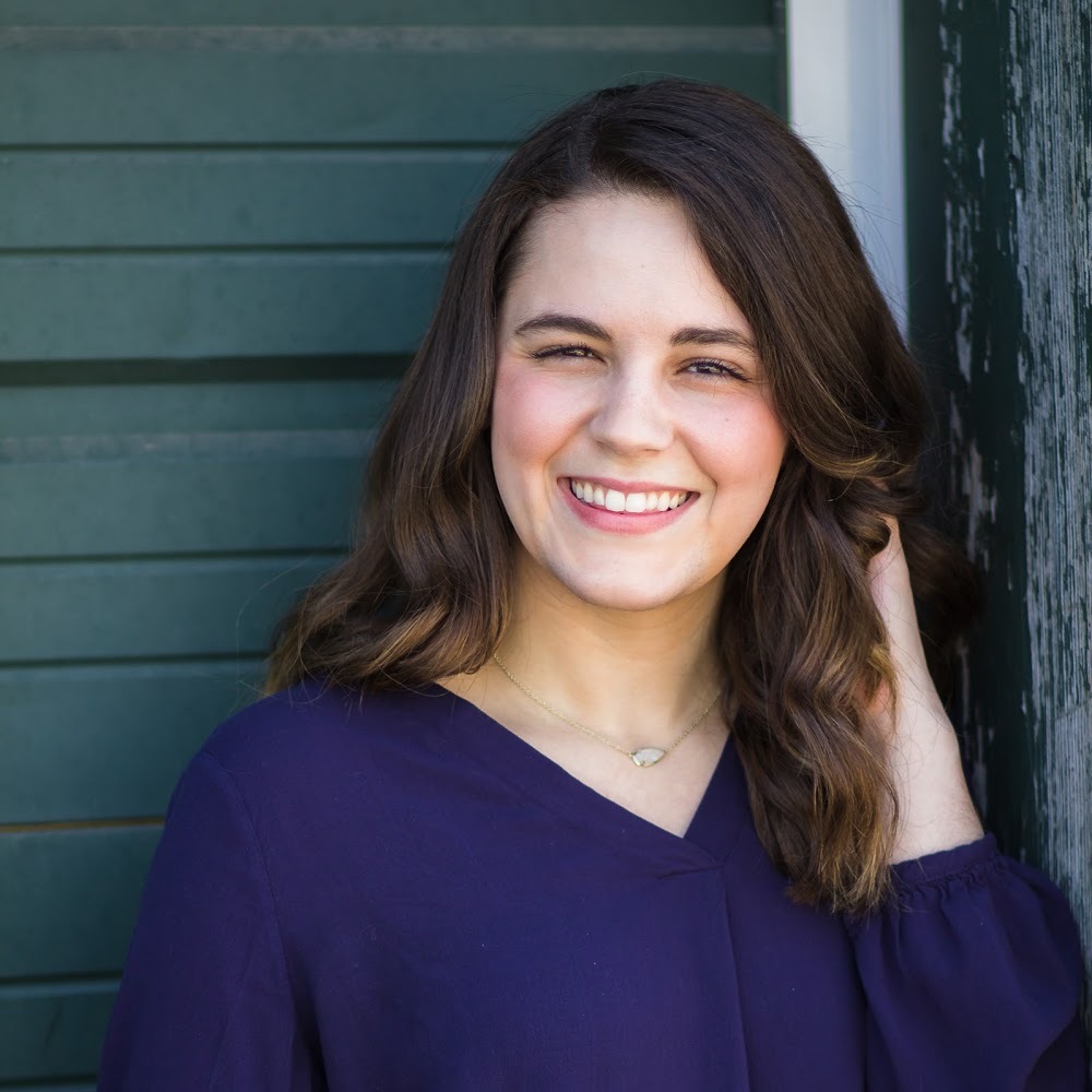 Meet your Posher, Elizabeth